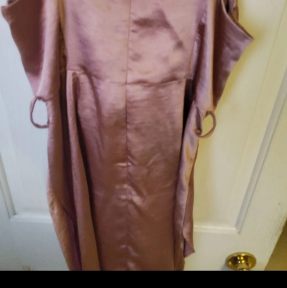 Dress❤ - Picture 2 of 4